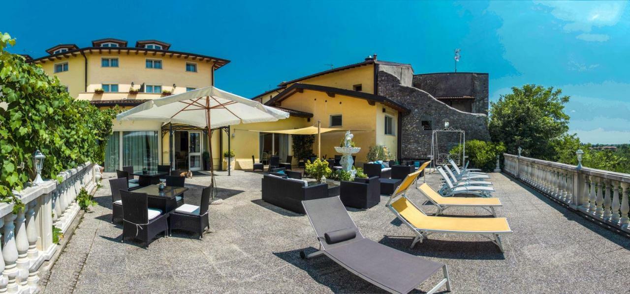 Borgo Dei Poeti Romantik Hotel Manerba del Garda Exterior foto